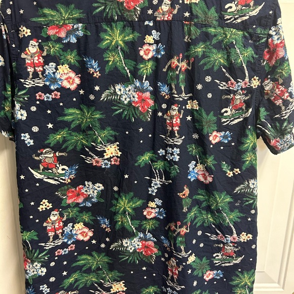 Men’s Free Planet Surfing Santa Polo size Medium - Picture 4 of 8